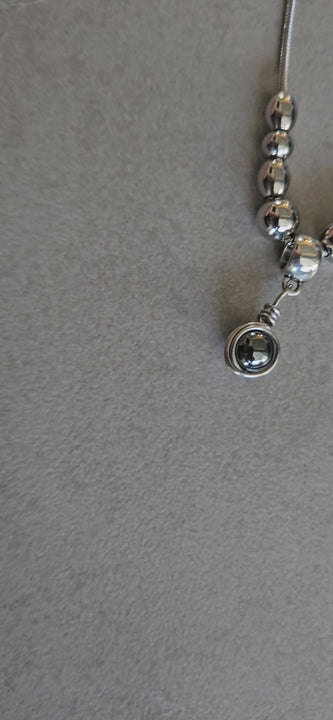 שרשרת Aura Hematite & Steel Beads