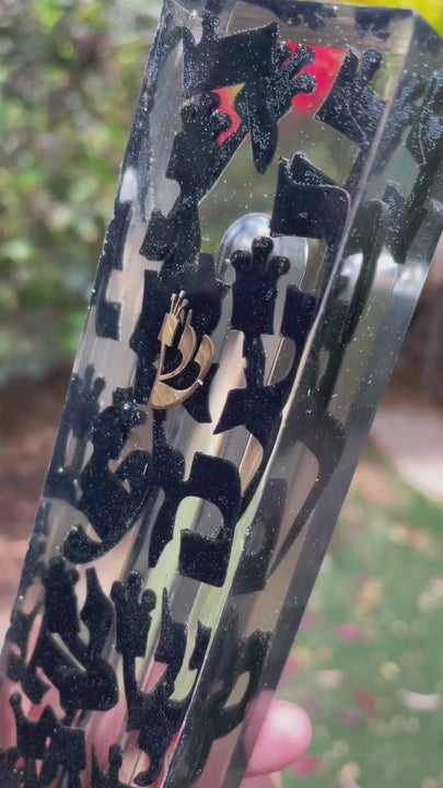 בית מזוזה אור האותיות שחור לבן